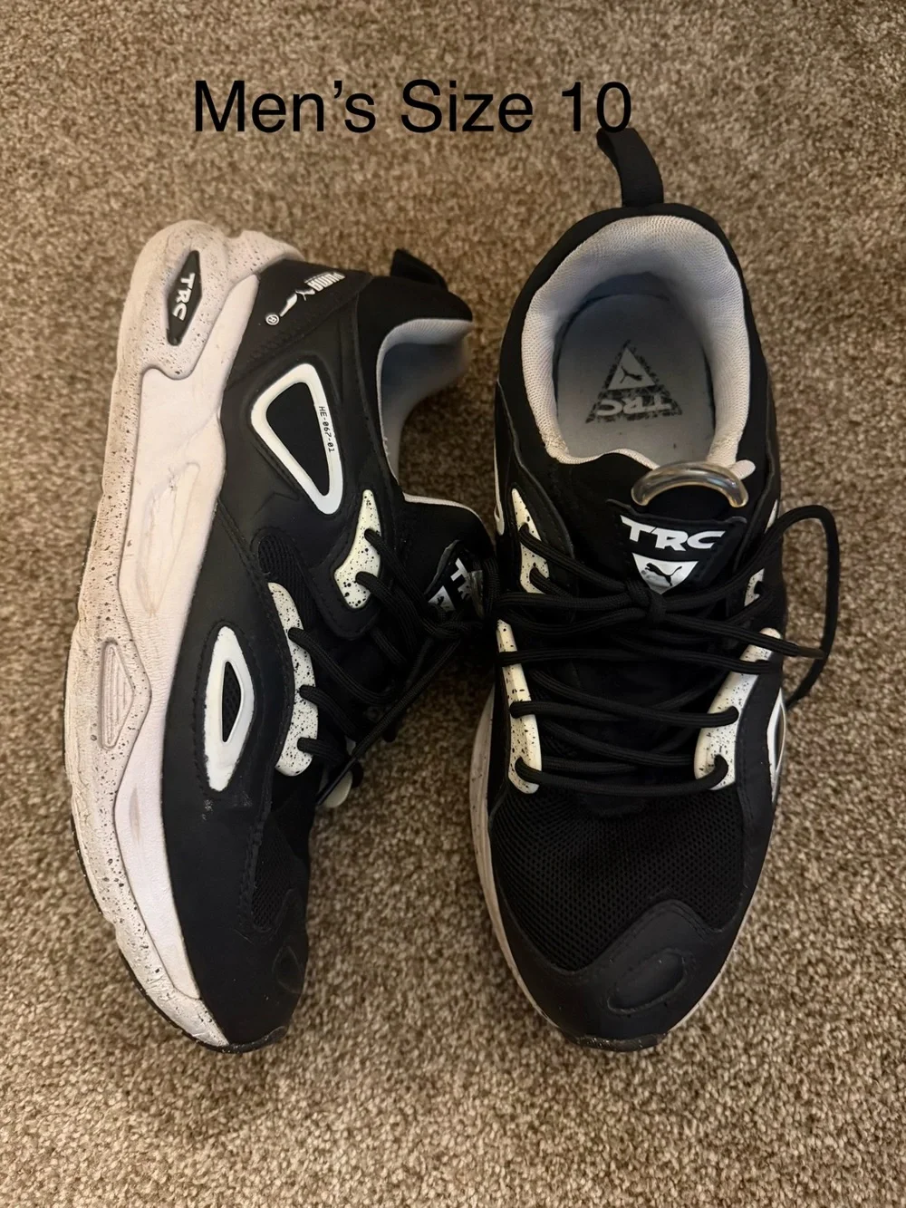 Men's Black and White Athletic PUMA TRC SIZE 10 Sneakers